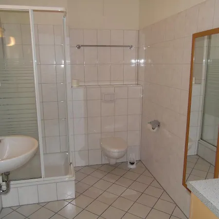 Klappenburg 2*
